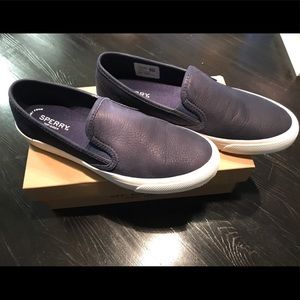 Sperry Seaside Leather Sneaker